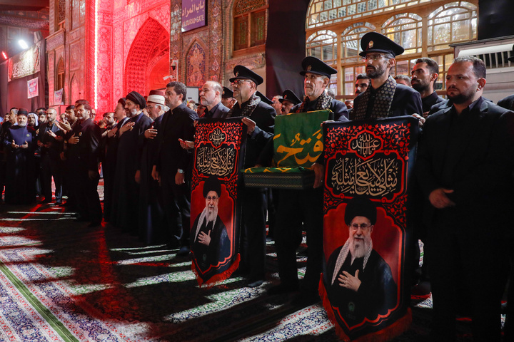 تشرف کاروان خدام حرم امام رضا علیه‌السلام به حرم امامین کاظمین