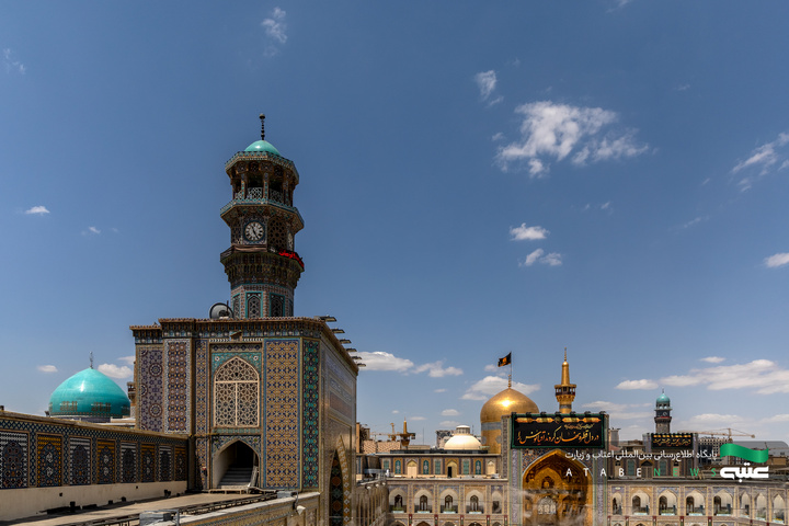 کتیبه‌آرایی حرم مطهر رضوی در آستانه دهه پایانی ماه صفر