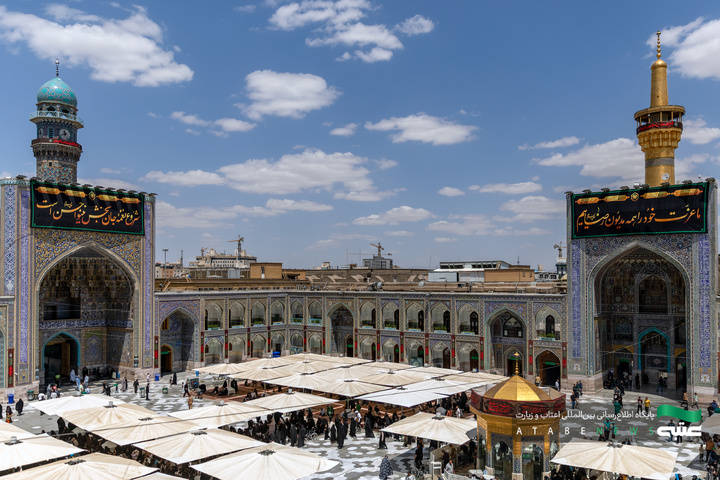 کتیبه‌آرایی حرم مطهر رضوی در آستانه دهه پایانی ماه صفر