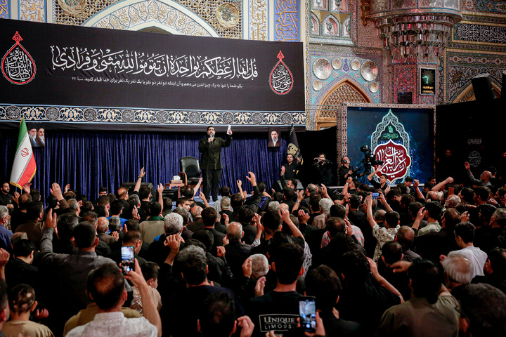 مراسم عزاداری دهه آخر ماه صفر در رواق امام خمینی (ره) حرم مطهر رضوی