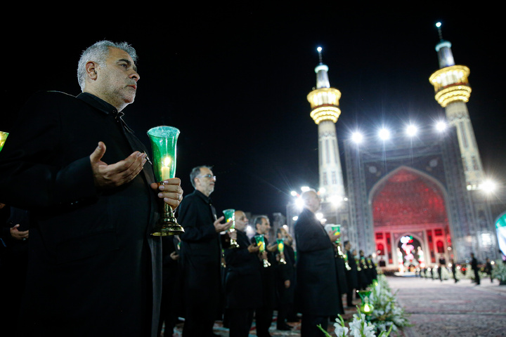 آیین خطبه‌خوانی شب شهادت امام رضا علیه‌السلام در حرم مطهر رضوی