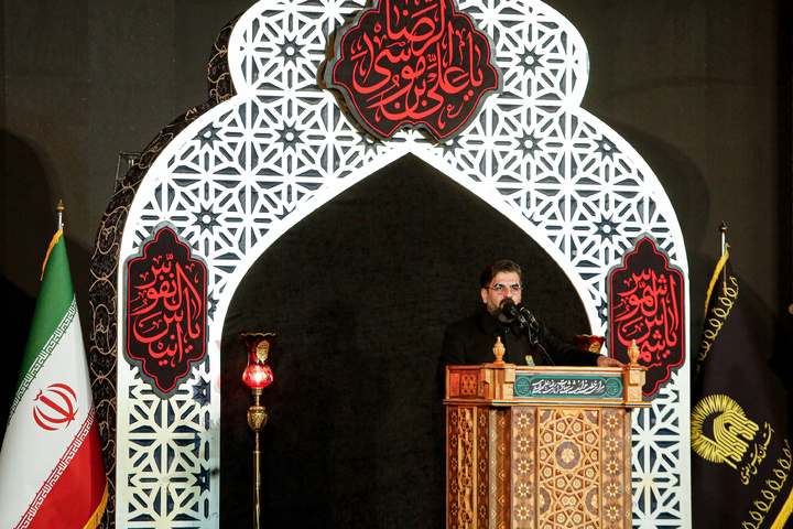 آیین خطبه‌خوانی شب شهادت امام رضا علیه‌السلام در حرم مطهر رضوی