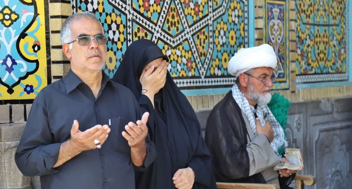 حاجات زائران حرم کریمه اهل بیت(س) از کریم اهل بیت(ع)