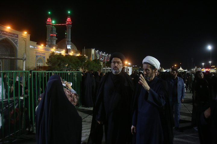 بازدید معاون فرهنگی و مدیرعالی حرم حضرت معصومه (س) از خدمت‌رسانی مواکب به زائران