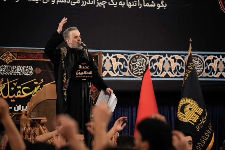 مراسم عزاداری شب شهادت امام رضا(ع) در حرم مطهر رضوی