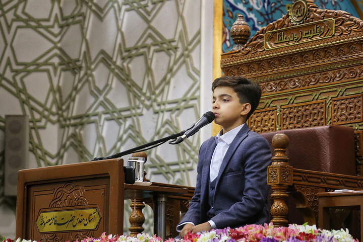 نخستین کرسی تلاوت فاطمی ماه ربیع‌الاول در حرم بانوی کرامت برگزار شد
