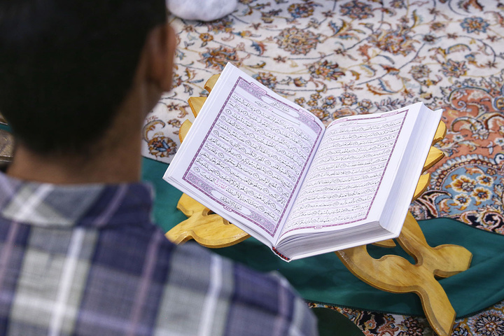 نخستین کرسی تلاوت فاطمی ماه ربیع‌الاول در حرم بانوی کرامت برگزار شد