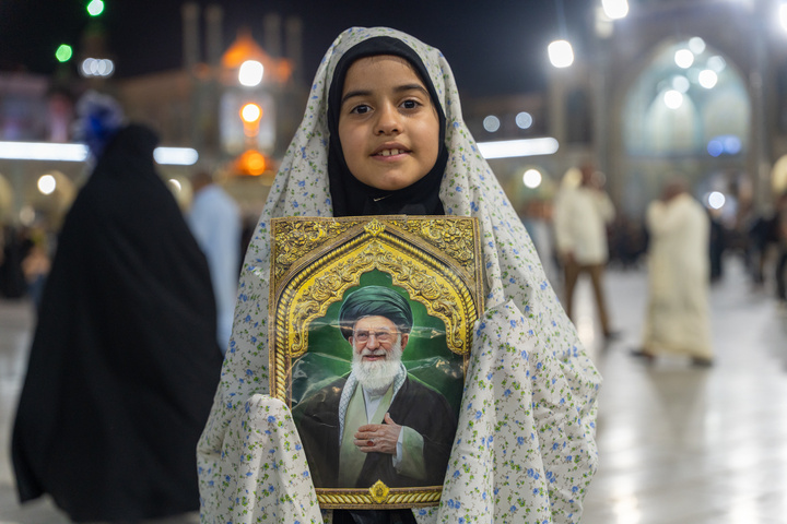 یاد رهبر شهید هنوز در دل ها جاریست