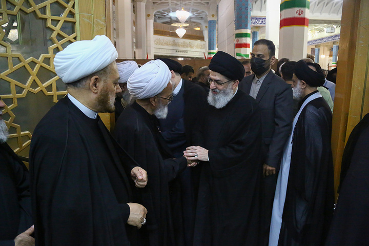 اربعین آقای شهید ایران در حرم بانوی کرامت