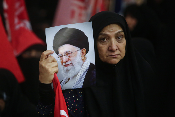 اربعین آقای شهید ایران در حرم بانوی کرامت