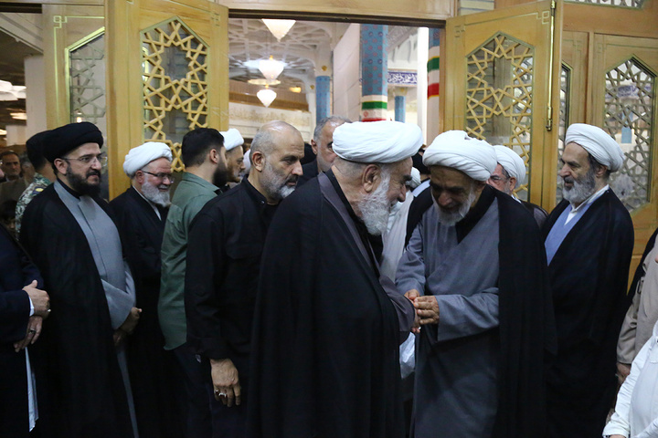 اربعین آقای شهید ایران در حرم بانوی کرامت