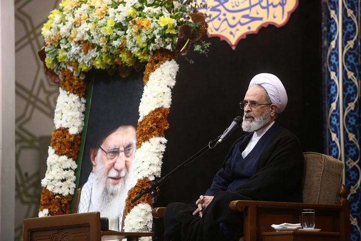 سخنرانی آیت‌الله اعرافی در مراسم چهلم آقای شهید ایران در حرم بانوی کرامت