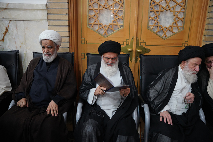 سنگ تمام مردم قم در بزرگداشت چهلمین روز تدفین آقای شهید ایران