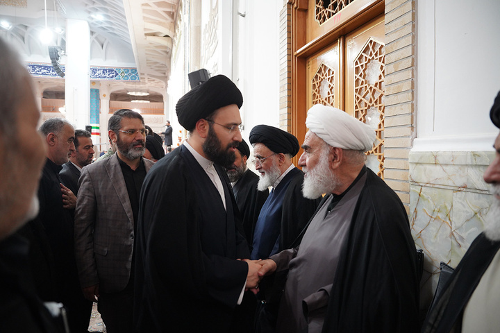 سنگ تمام مردم قم در بزرگداشت چهلمین روز تدفین آقای شهید ایران
