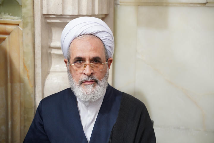 سنگ تمام مردم قم در بزرگداشت چهلمین روز تدفین آقای شهید ایران
