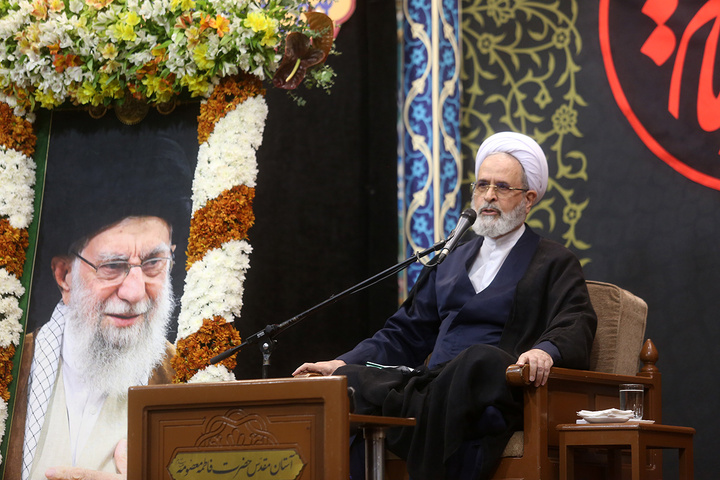 سنگ تمام مردم قم در بزرگداشت چهلمین روز تدفین آقای شهید ایران