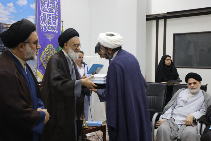 قم در نشر معارف اهل‌بیت(ع) و تمدن‌سازی اسلامی رسالتی جهانی دارد