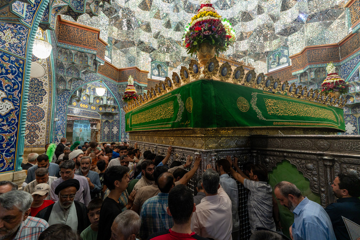 حرم حضرت معصومه (س) در روز میلاد پیامبر مهربانی