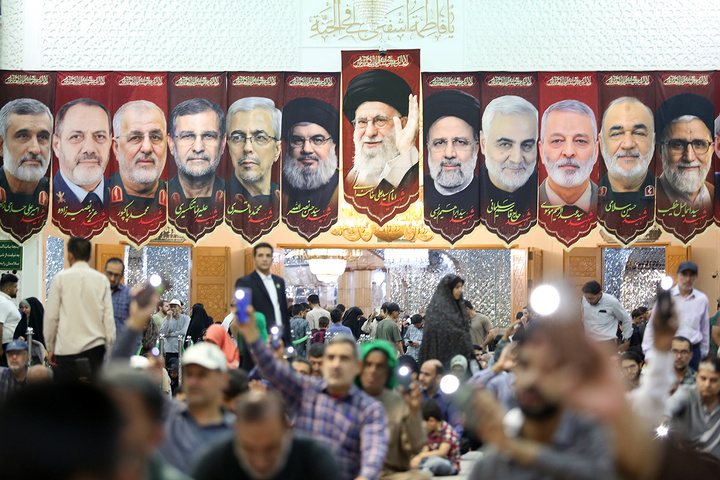 جشن سالروز میلاد پیامبر(ص) و امام صادق(ع) در حرم کریمه اهل بیت
