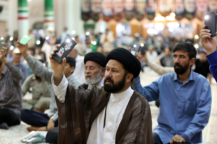 جشن سالروز میلاد پیامبر(ص) و امام صادق(ع) در حرم کریمه اهل بیت