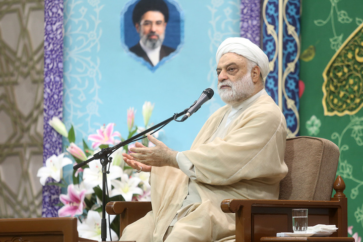 جشن سالروز میلاد پیامبر(ص) و امام صادق(ع) در حرم کریمه اهل بیت