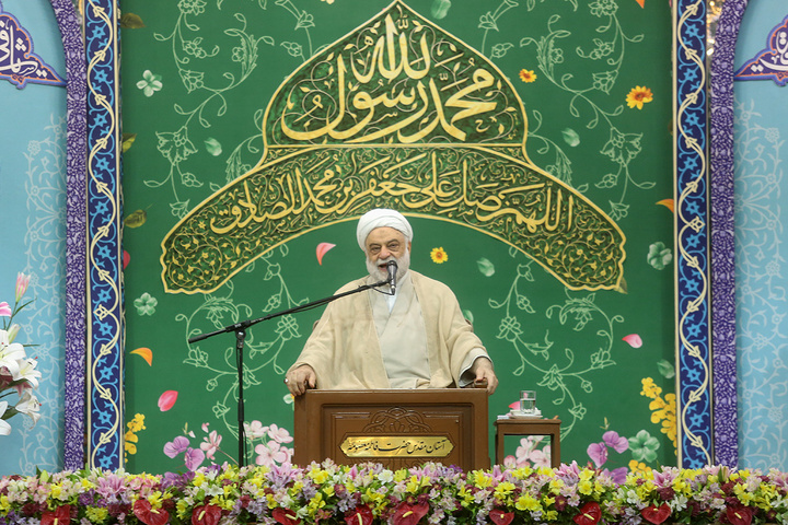 جشن سالروز میلاد پیامبر(ص) و امام صادق(ع) در حرم کریمه اهل بیت