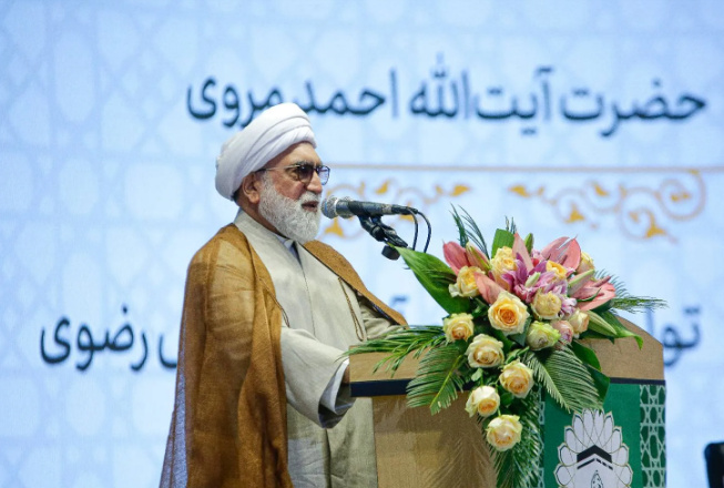 وحدت اسلامی فقط یک بحث نظری نیست؛ شجاعت و شهامت می‌خواهد/ قائد شهید؛ پرچمدار وحدت و الگوی شجاعت
