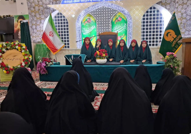 نغمه شادی بانوان اردو زبان در جشن میلاد پیامبر (ص) و امام جعفر صادق (ع)