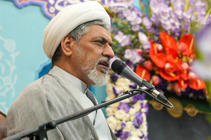 قطع صله رحم در همین دنیا دامن‌گیر انسان می‌شود