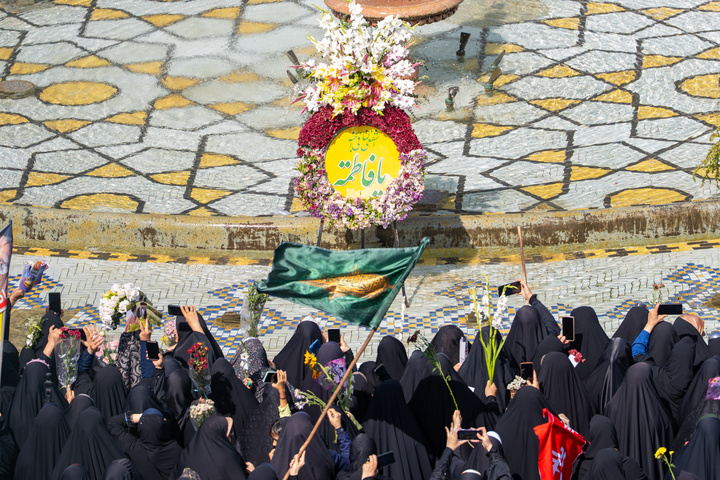حال و هوای شهر قم در استقبال از کاروان نمادین بانوی کرامت