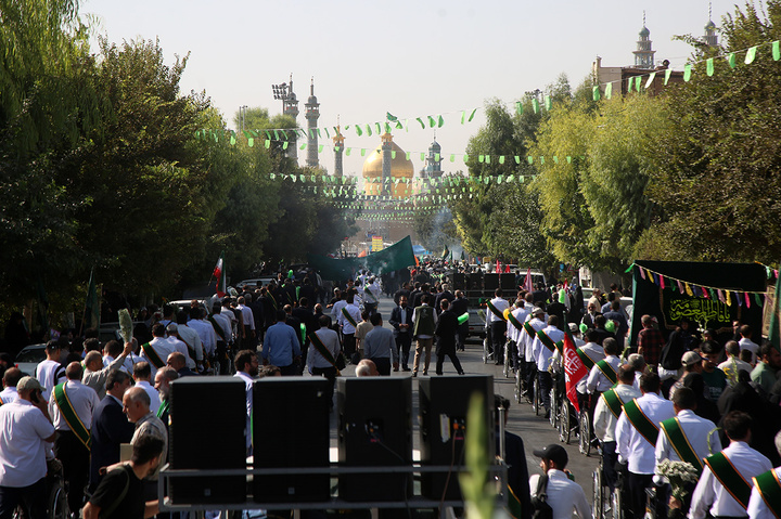 استقبال باشکوه اهالی دیار اهل بیت(ع) از کاروان نمادین ورود بانوی کرامت به قم