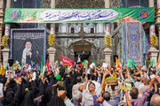 یکی با اشک می‌آید، یکی در بهت می‌سوزد؛ دسته نمادین سالروز ورود حضرت معصومه(س) به قم
