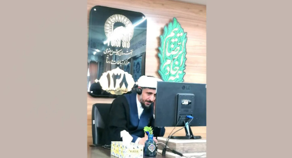 بررسی مطالبات مردمی در جهت خدمات بهتر به زائران و مجاوران
