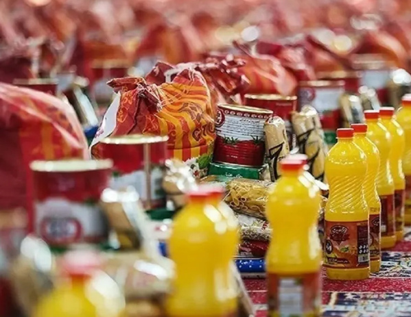 اهدای ۸۰۰ بسته حمایتی از سوی خادم‌یاران اصفهان به خانواده زندانیان
