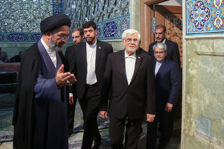 نشست «شورای ملی زیارت» با حضور معاون اول رئیس جمهور در حرم بانوی کرامت