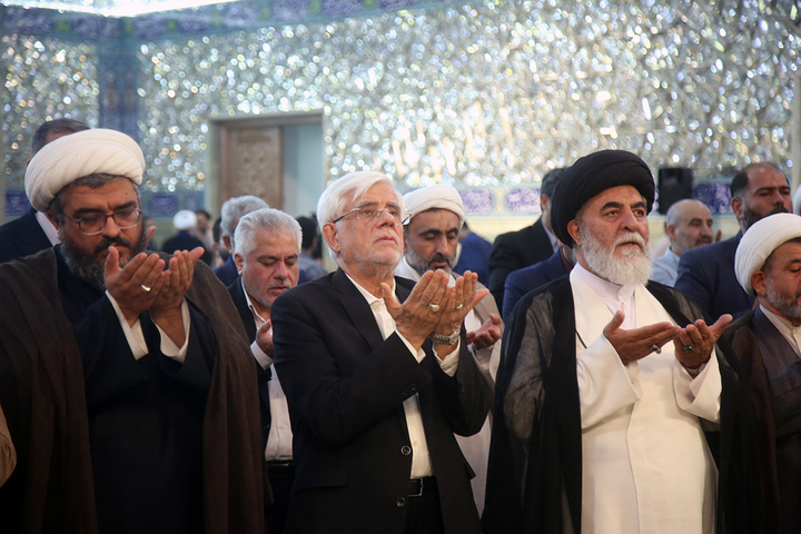نشست «شورای ملی زیارت» با حضور معاون اول رئیس جمهور در حرم بانوی کرامت