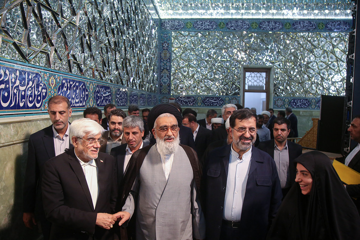 نشست «شورای ملی زیارت» با حضور معاون اول رئیس جمهور در حرم بانوی کرامت