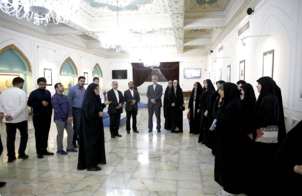 آستان قدس رضوی؛ ظرفیتی برای تقویت دیپلماسی فرهنگی ایران