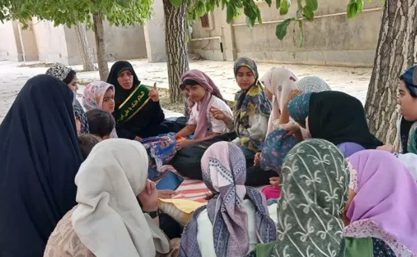 وقتی لبخندها بوی حرم گرفت؛ روایتی از «نشاط رضوی» در قاب یک روز دخترانه