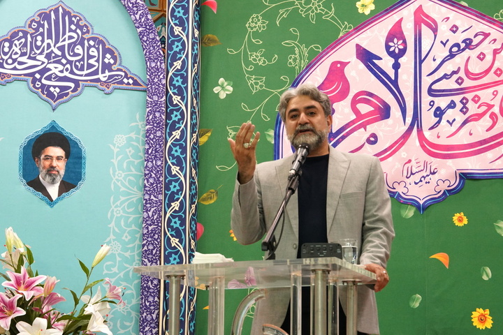 هنرنمایی شاعران به مناسبت ورود کریمه اهل‌بیت(س)به قم