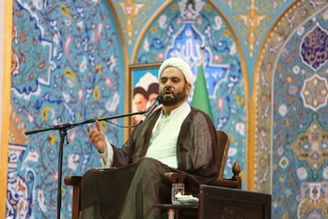 منطق وارونه برخی افراد، تعطیلی ساخت موشک و پهباد است