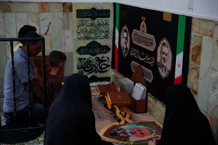 بانوان مسئول عراقی در حرم بانوی کرامت