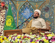 نقش محوری مادر در زندگی