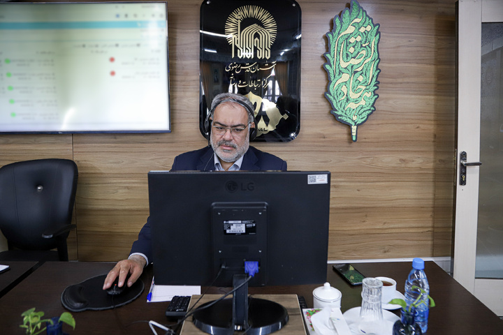 پاسخگویی تلفنی معاون طرح و‌برنامه حرم مطهر رضوی به مخاطبان سامانه ۱۳۸