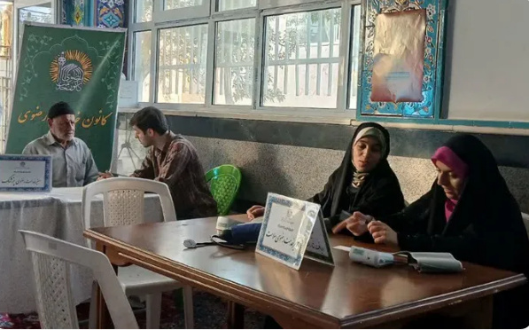 ارائه ۴۳ خدمت امام رضایی در اراک؛ از طبابت تا گره‌گشایی حقوقی