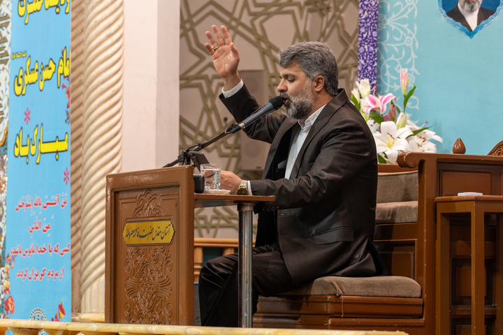 جشن شب میلاد امام عسکری(ع) در حرم بانوی کرامت