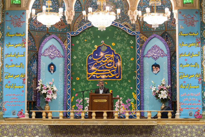 جشن شب میلاد امام عسکری(ع) در حرم بانوی کرامت
