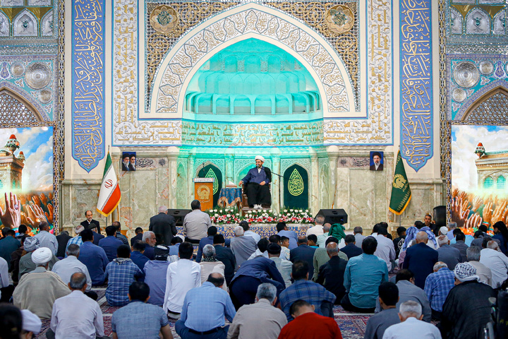 مراسم بزرگداشت روز ولادت امام حسن عسکری علیه‌السلام در حرم مطهر رضوی