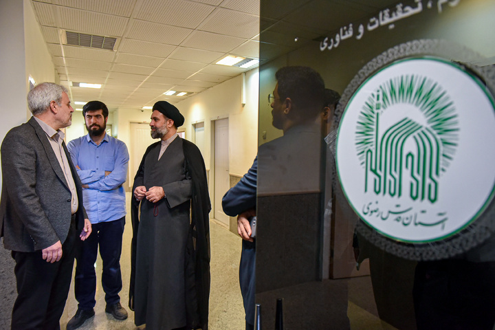 بازدید مدیران آستان قدس رضوی از فرایند توزیع اقلام آموزشی و فرهنگی مهدالرضا علیه‌السلام