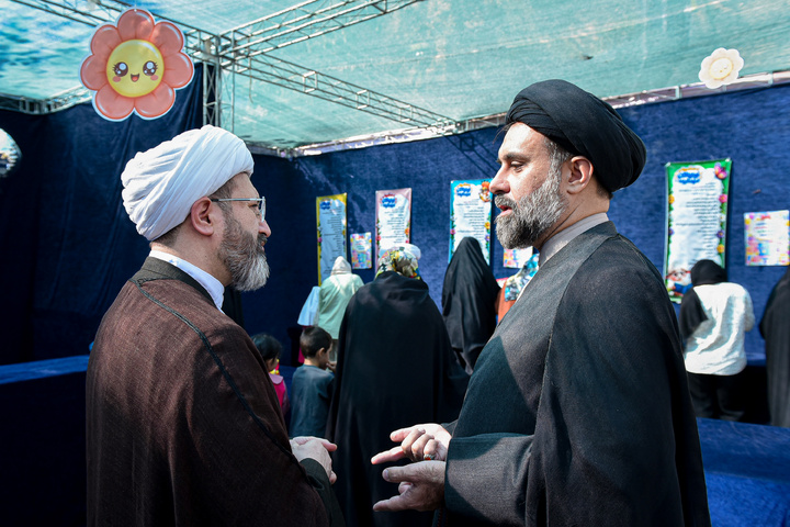 بازدید مدیران آستان قدس رضوی از فرایند توزیع اقلام آموزشی و فرهنگی مهدالرضا علیه‌السلام